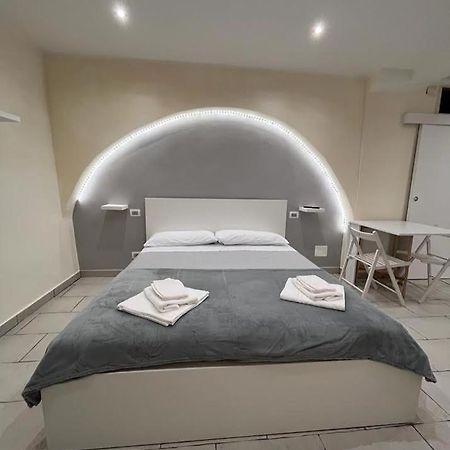 Appartement Al Rifugio Di Rosmy à Bari Extérieur photo