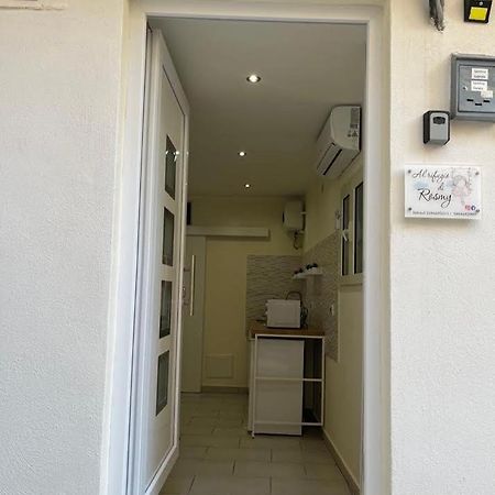 Appartement Al Rifugio Di Rosmy à Bari Extérieur photo