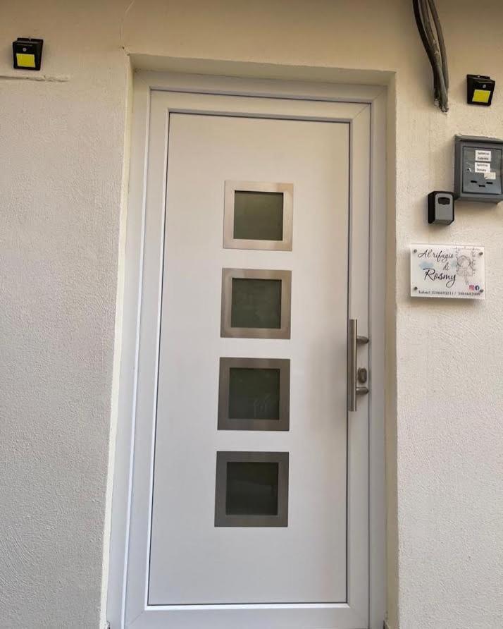 Appartement Al Rifugio Di Rosmy à Bari Extérieur photo